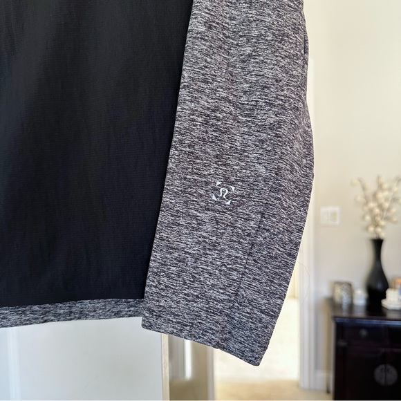 Lululemon Unisex Quarter 1/4 Zip Two Tone Sleeves Heather Grey Black - Picture 7 of 9